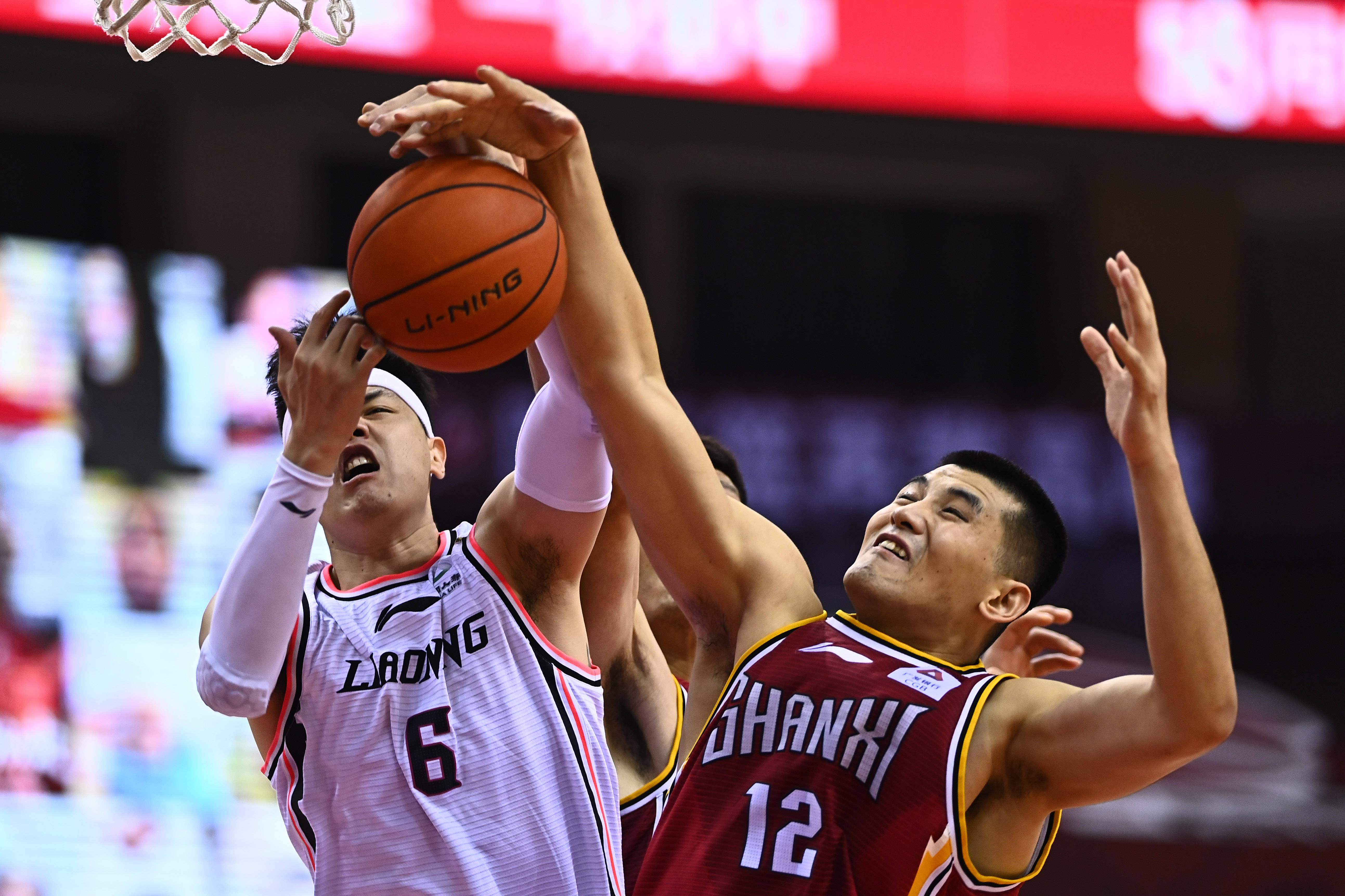 里尔阵中还 里尔阵中还