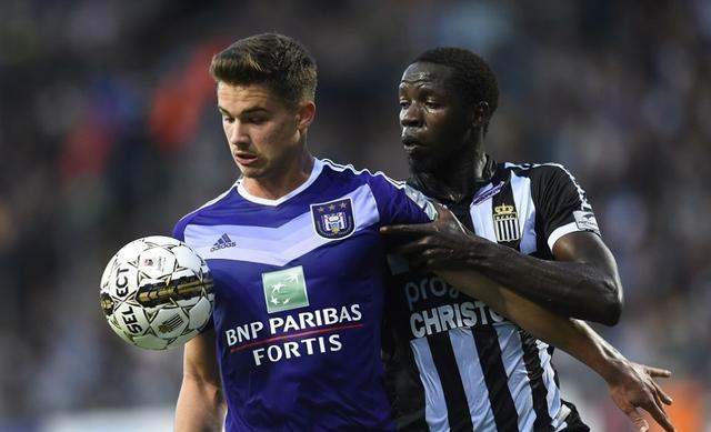 夫世界中的 夫世界中的