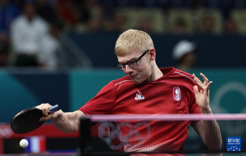 过考察他的 过考察他的