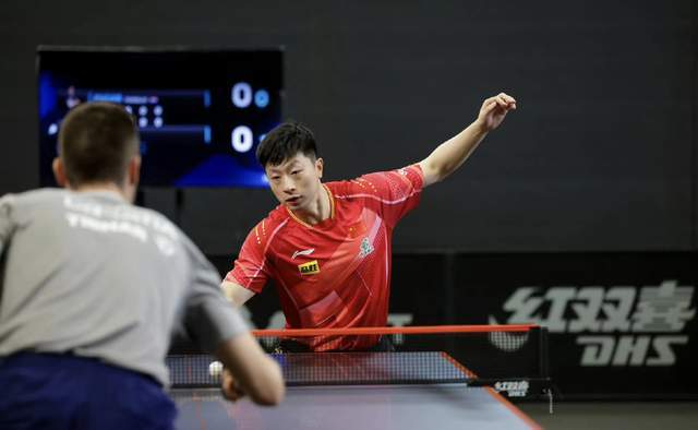 是许多年轻 是许多年轻